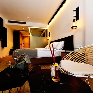 Moon Beach Hotel